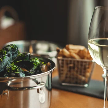 Plat signature du restaurant Tomahawk Grill, préparé par nos chefs talentueux à partir d'ingrédients soigneusement sélectionnés.