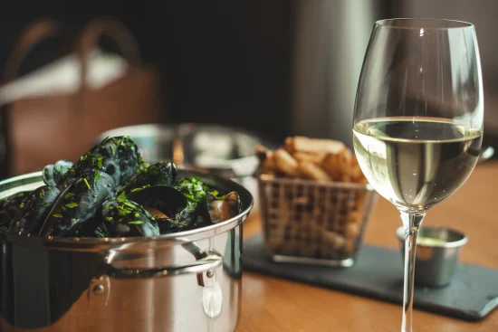 Plat signature du restaurant Tomahawk Grill, préparé par nos chefs talentueux à partir d'ingrédients soigneusement sélectionnés.