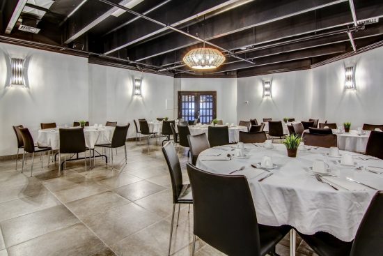 Espace convivial pour des événements d'entreprise.