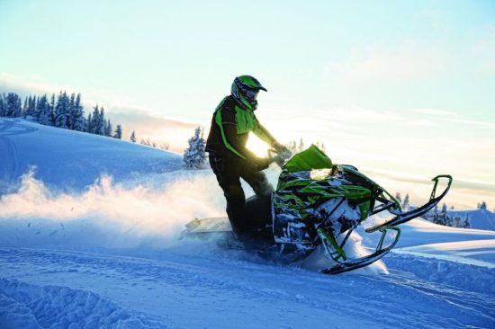 Hôtel La Saguenéenne à Saguenay avec accès aux pistes de motoneige